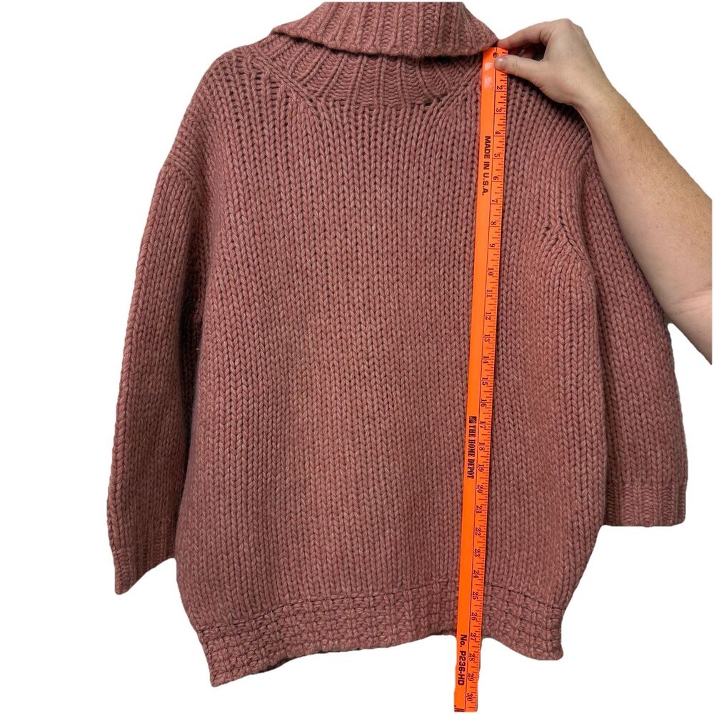 J Crew Women’s Pink Lambswool Angora Blend Turtleneck Boxy Chunky Cable Knit M - Picture 2 of 8
